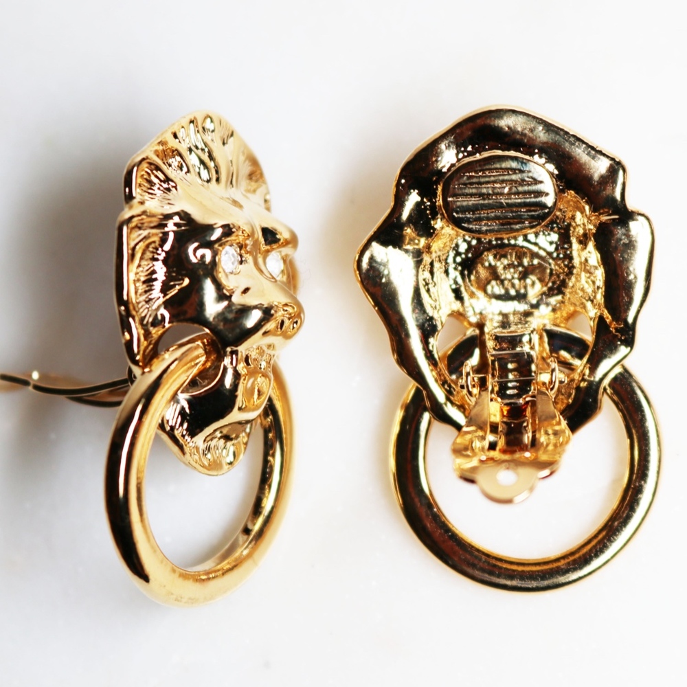 β¨ VINTAGE KJL Lion's Head Doorknocker Earrings π - Picture 10 of 16